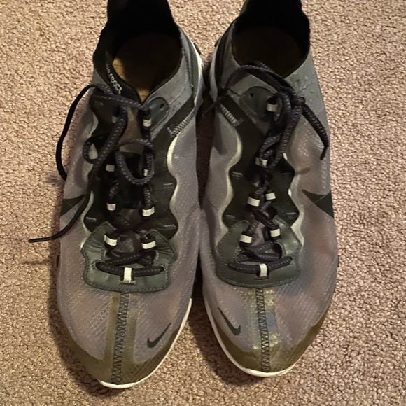 Nike men’s shoes - Picture 2 of 3